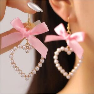Elegant Pink Heart Pearl Earrings